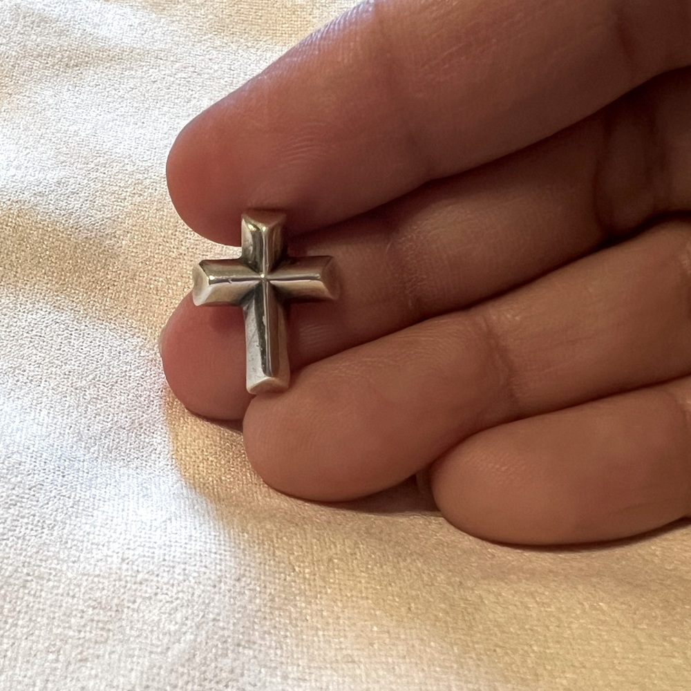 Tiffany and Co. Paloma Picasso silver Cross pendant
